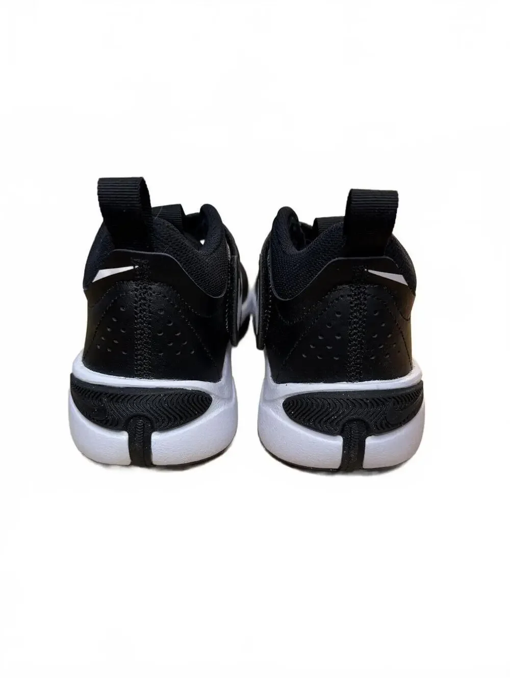 Nike Team Hustle D 11 (GS) NWBox Youth Size 5.5